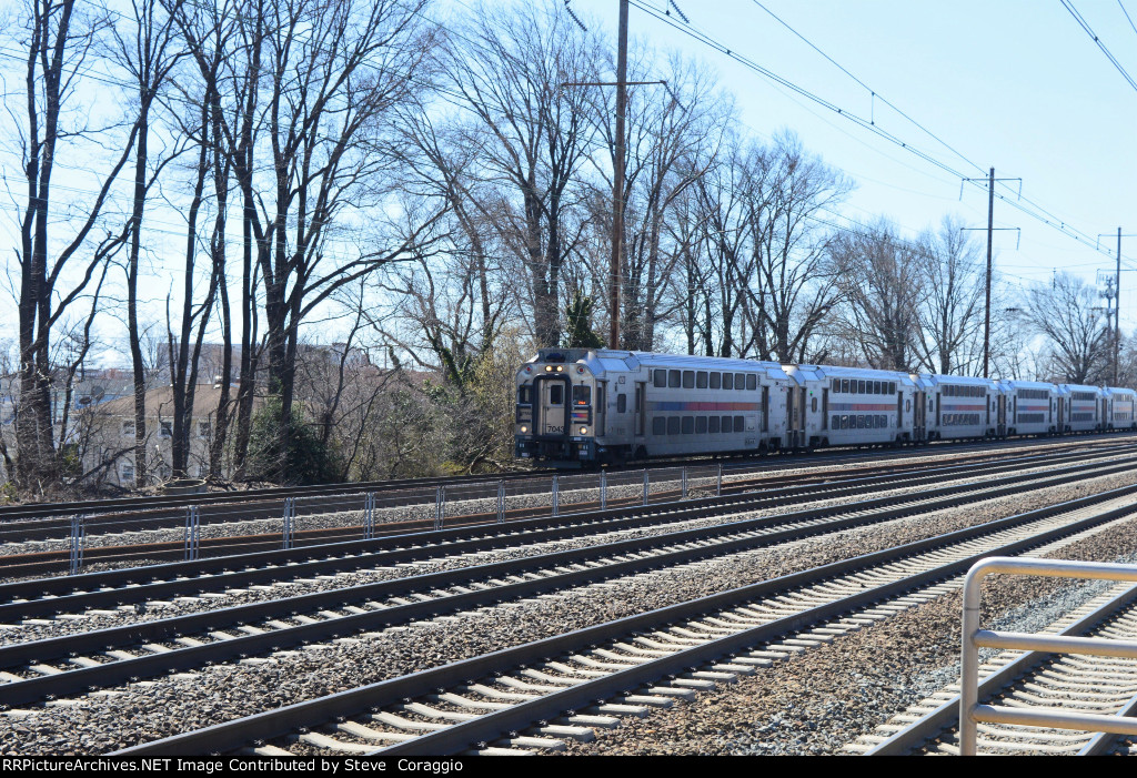 NJT 7043 leads train # 7223